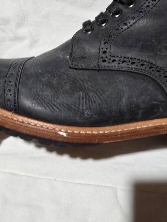 Wilcox 1501 Black Leather Brogue Cap Toe Goodyear Welt Boots Men\'s Size 11 main image 14